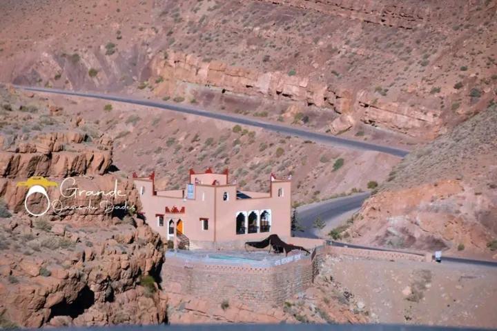 Ostello Kasbah Lucas Akhendachou n'Ait Ouffi Esterno foto